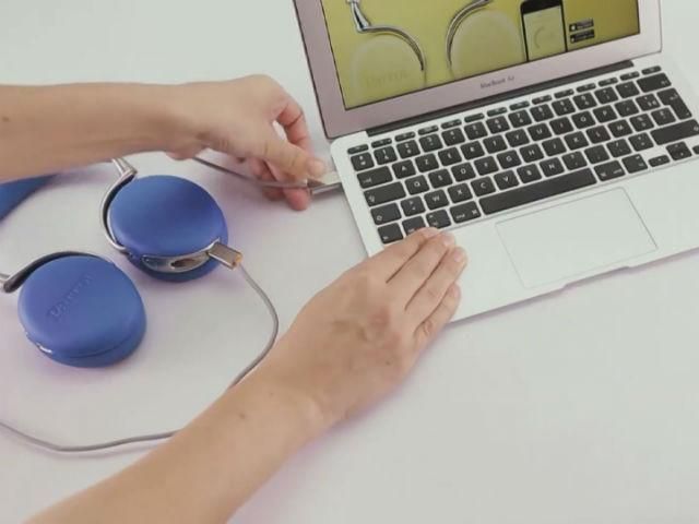 Google выпустил новый планшет, компания Parrot представила беспроводные наушники Google выпустил новый планшет, компания Parrot представила беспроводные наушники