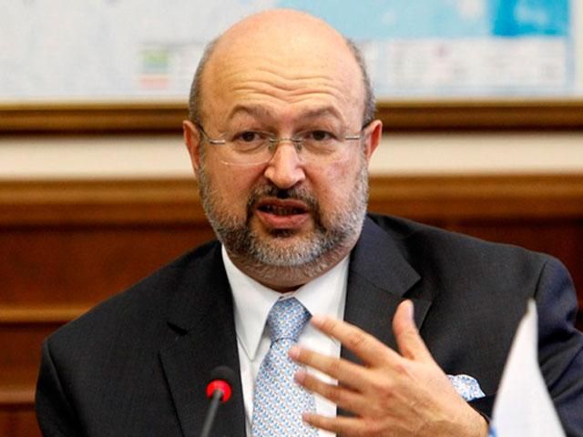 Заньер прибыл в Украину (Фото) Заньер прибыл в Украину (Фото)