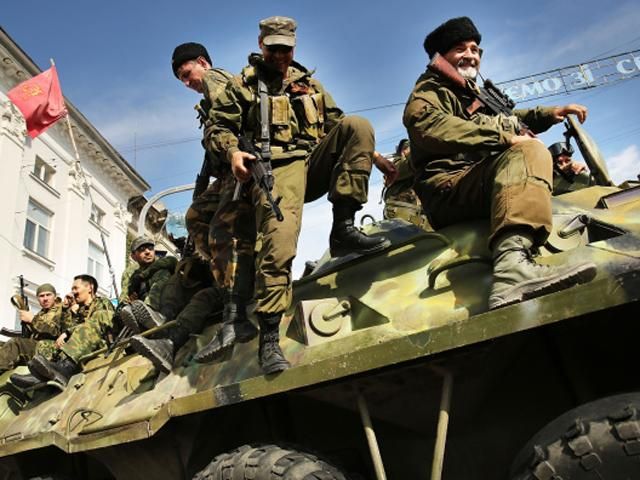 Боевики возобновили атаки под Мариуполем Боевики возобновили атаки под Мариуполем