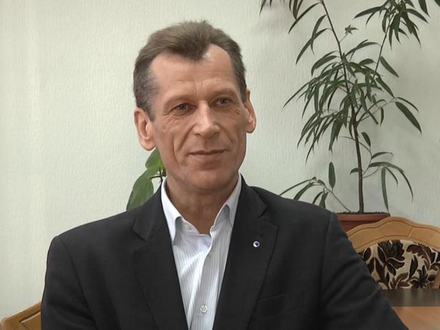 Міносвіти поверне військову підготовку в школи Міносвіти поверне військову підготовку в школи