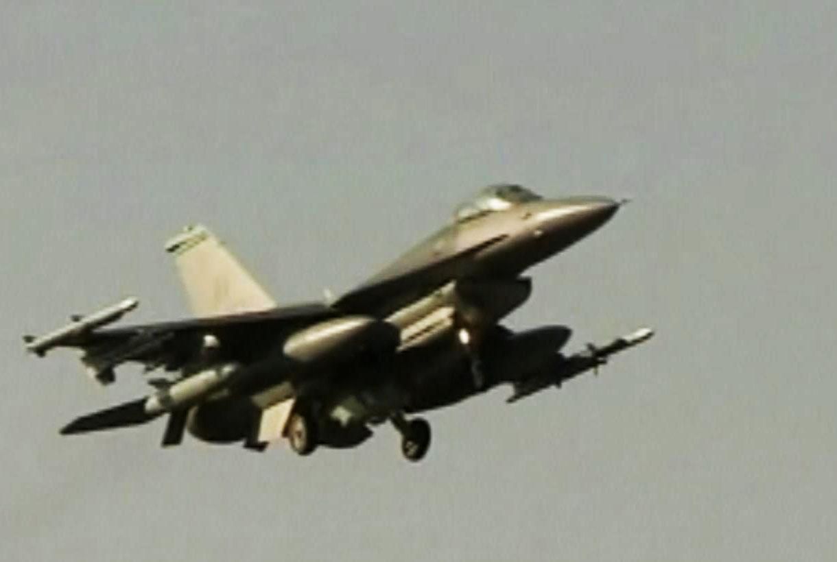 Минобороны Великобритании сфотографировало российские бомбардировщики над своей территорией Минобороны Великобритании сфотографировало российские бомбардировщики над своей территорией