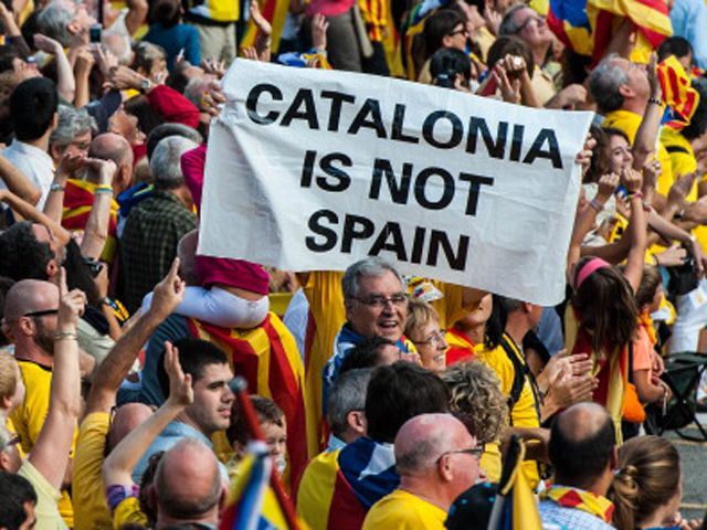 Каталония подаст жалобу на правительство Испании Каталония подаст жалобу на правительство Испании