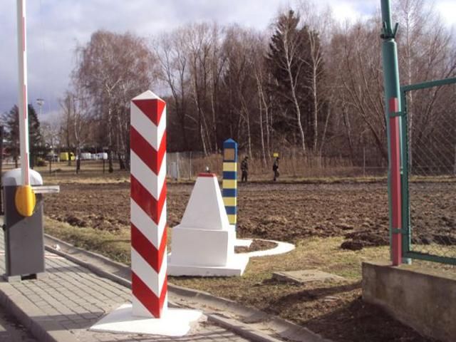 На кордоні України з Польщею можуть з'явитися нові пішохідні переходи На кордоні України з Польщею можуть з'явитися нові пішохідні переходи