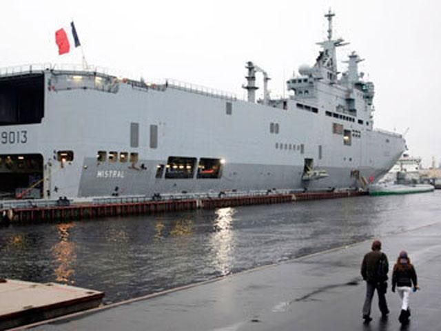 Российский экипаж будет ждать "Мистраль" до конца года Российский экипаж будет ждать "Мистраль" до конца года