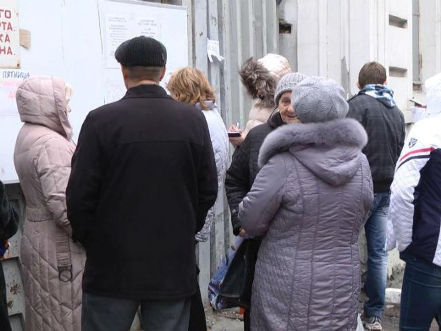 Українці стали менше допомагати біженцям Українці стали менше допомагати біженцям