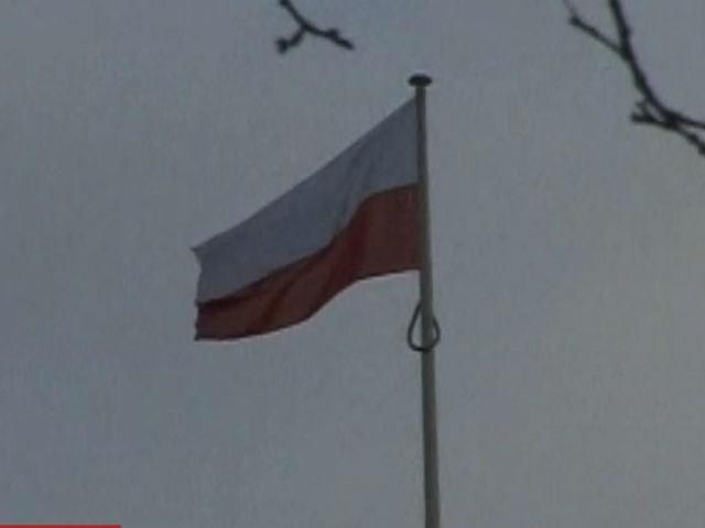 Питання запровадження євро у Польщі розглянуть у 2015 році Питання запровадження євро у Польщі розглянуть у 2015 році