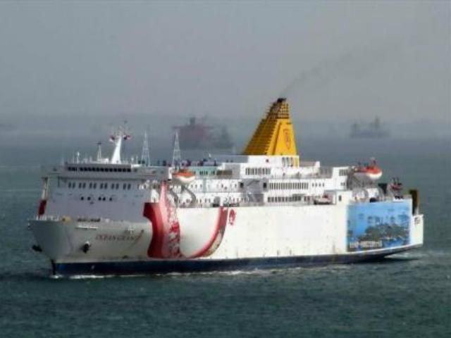 Более 40 украинских моряков заблокированы на судне в Индонезии Более 40 украинских моряков заблокированы на судне в Индонезии