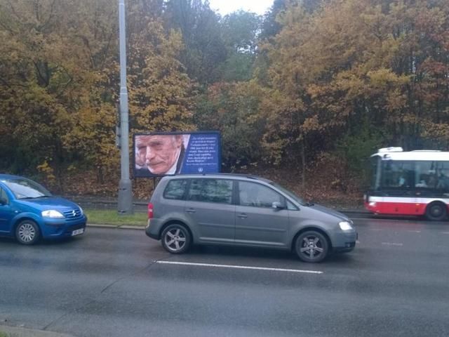 В Праге появились билборды с Джемилевым (Фото)