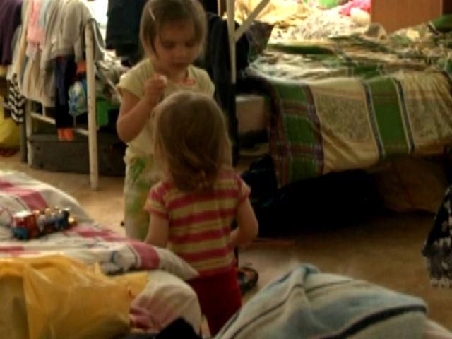 Из Донбасса и Крыма выехало почти до полумиллиона человек, — ГСЧС Из Донбасса и Крыма выехало почти до полумиллиона человек, — ГСЧС