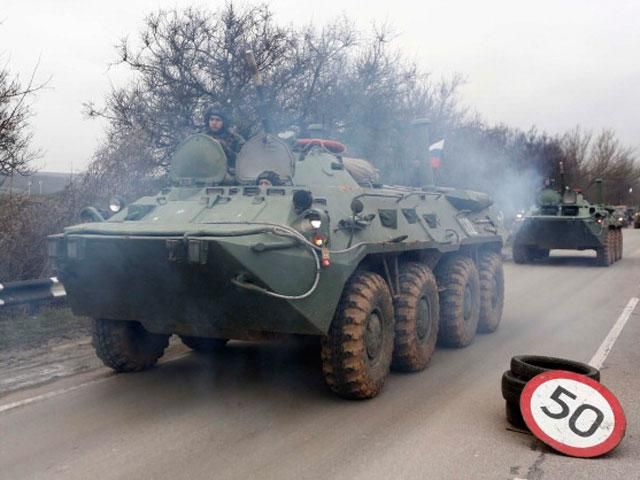 Силы АТО подбили танк боевиков на трассе Бахмутка Силы АТО подбили танк боевиков на трассе Бахмутка