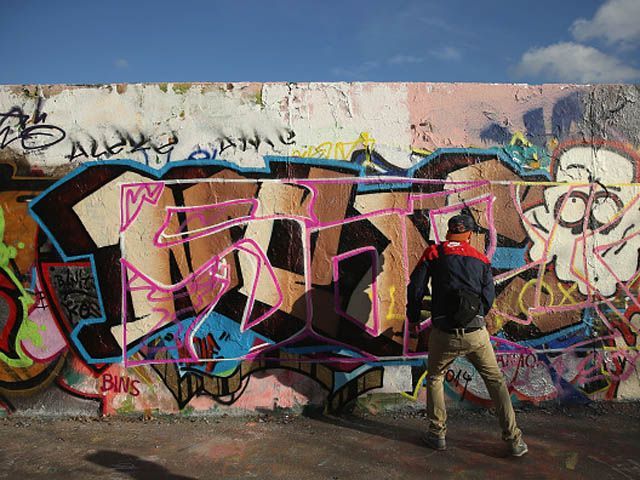 16% німців хочуть відновлення Берлінської стіни, — опитування 16% німців хочуть відновлення Берлінської стіни, — опитування