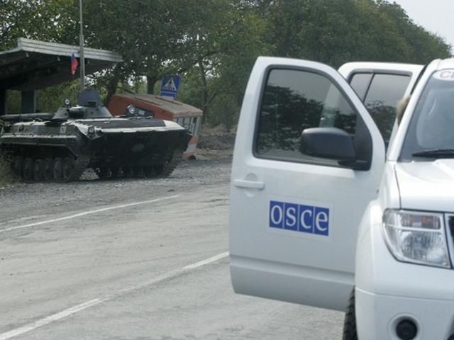 Спостерігачі ОБСЄ в Макіївці помітили велику колону вантажівок зі зброєю Спостерігачі ОБСЄ в Макіївці помітили велику колону вантажівок зі зброєю