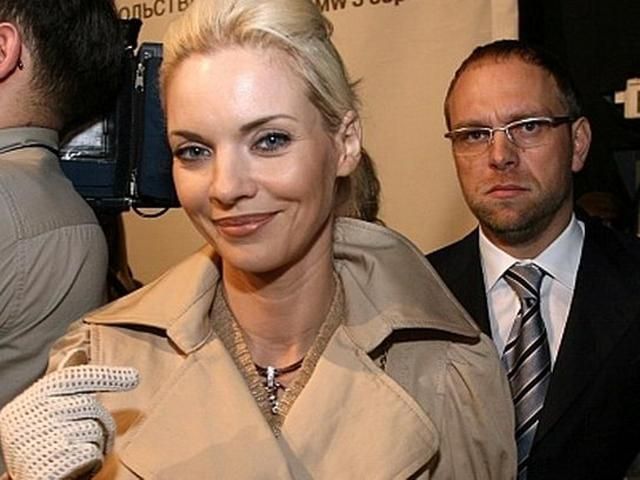 Экс-жена Власенко просит у Франции политического убежища Экс-жена Власенко просит у Франции политического убежища