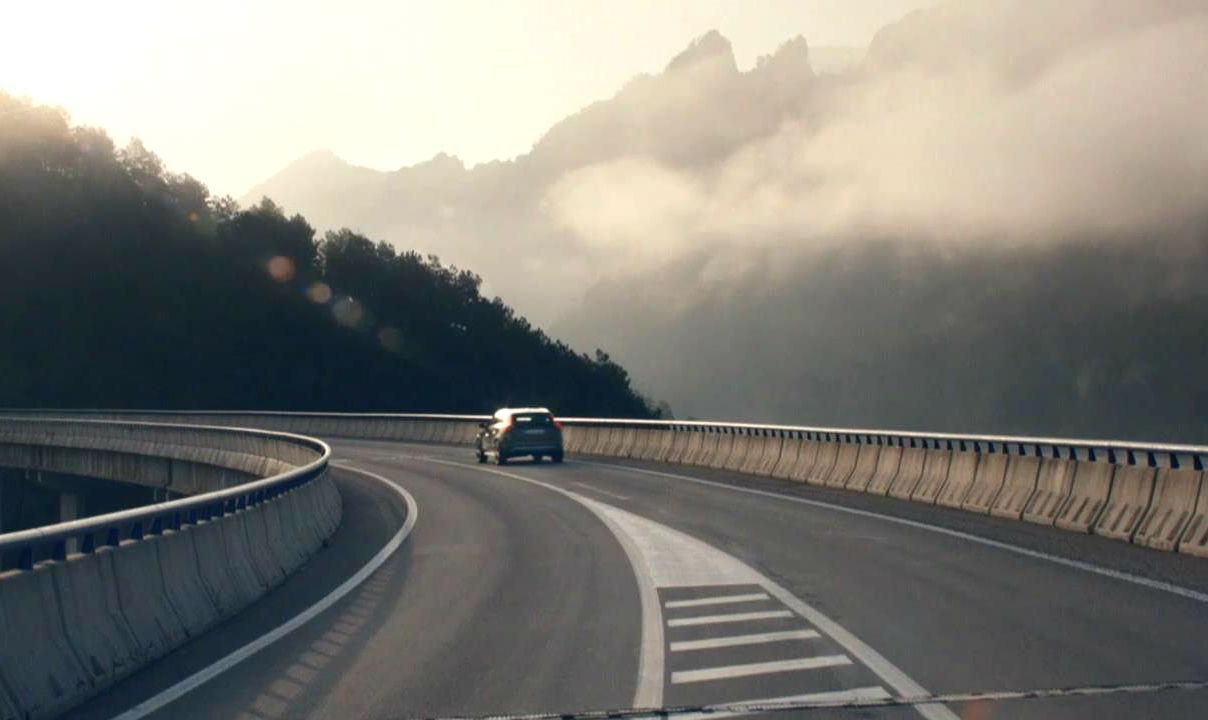 Автотехнологии.Volvo представила V60 Cross Country,Mercedes разработала прототип мини-паркетника Автотехнологии.Volvo представила V60 Cross Country,Mercedes разработала прототип мини-паркетника