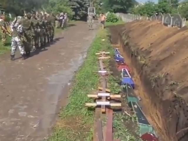 Росіянам заборонили цікавитись загибеллю псковських десантників Росіянам заборонили цікавитись загибеллю псковських десантників