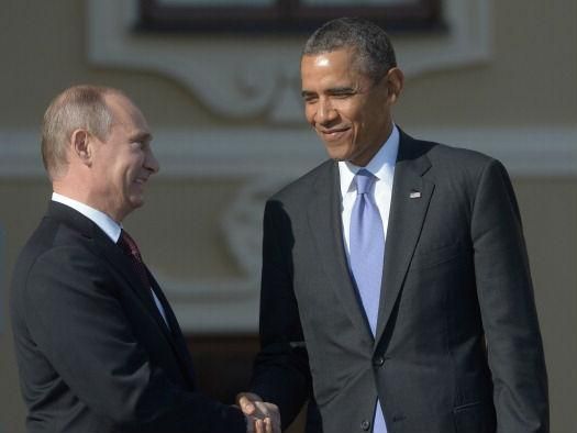 Путін та Обама коротко поговорили про Україну Путін та Обама коротко поговорили про Україну