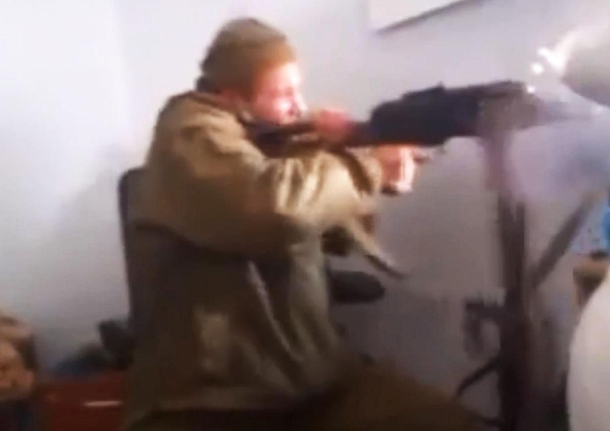 В донецькому аеропорту "кіборги" відбили ще одну атаку терористів (Відео)