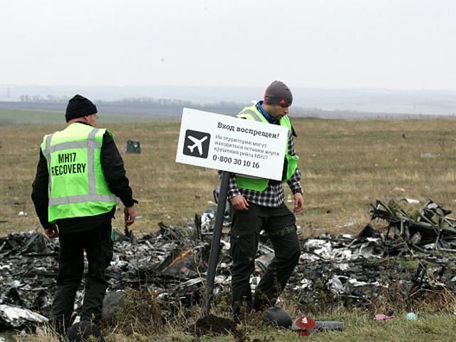 Голландські експерти виявили нові рештки тіл на місці падіння Boeing 777