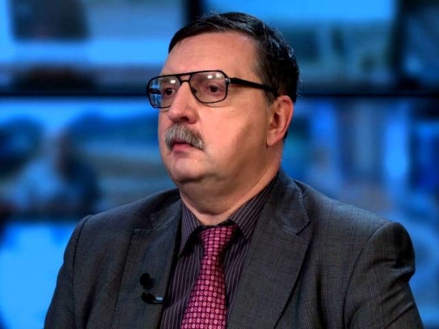 Експерт розповів про переваги від девальвації гривні Експерт розповів про переваги від девальвації гривні