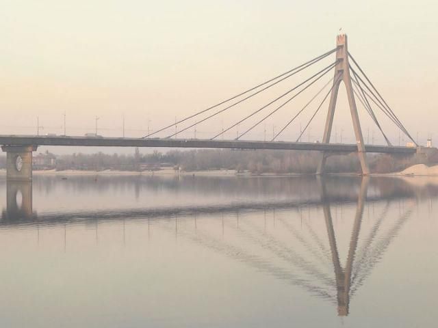 В Києві удосконалять Московський міст В Києві удосконалять Московський міст