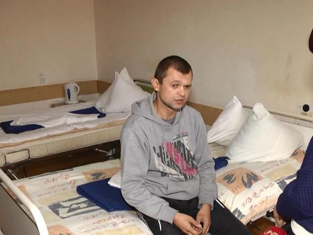 Канадські хірурги оперують поранених бійців АТО Канадські хірурги оперують поранених бійців АТО