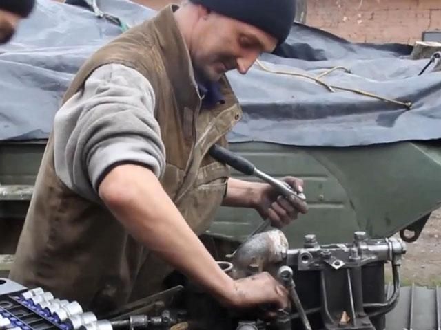 Мастера "возвращают к жизни" непригодную военную технику Мастера "возвращают к жизни" непригодную военную технику