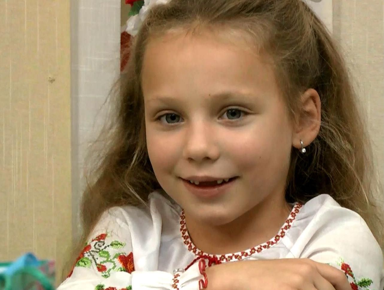 Волонтеры лечат детей переселенцев искусством Волонтеры лечат детей переселенцев искусством