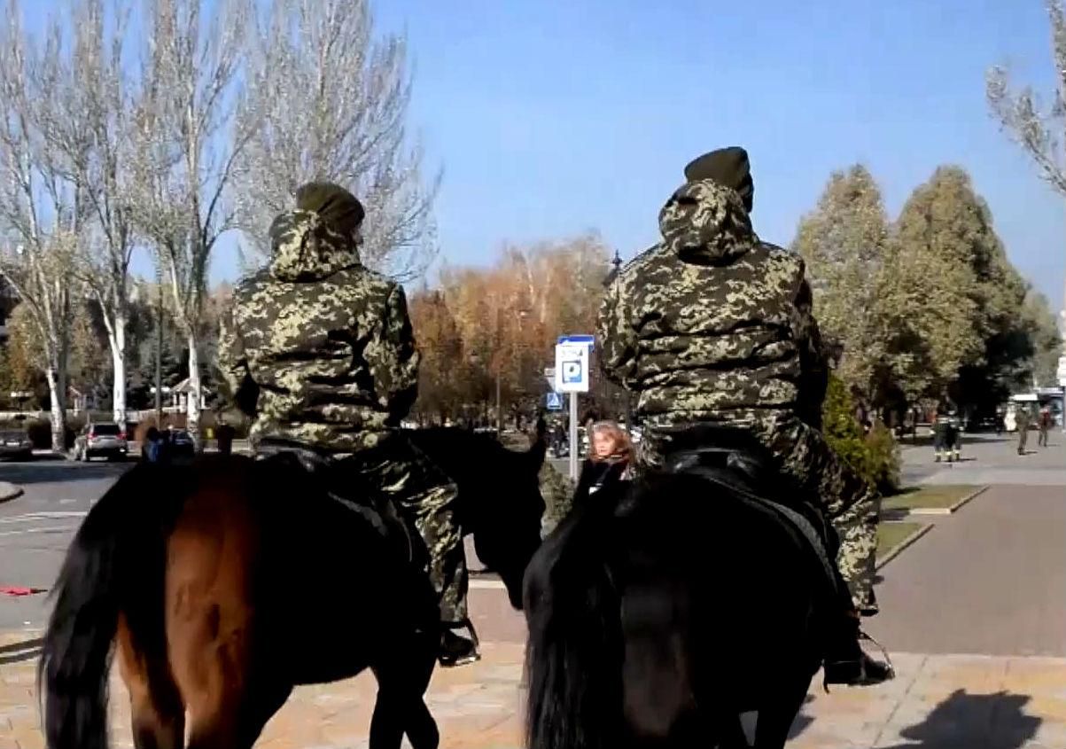 Боевики Луганской области завербовали полторы тысячи человек как полицейских