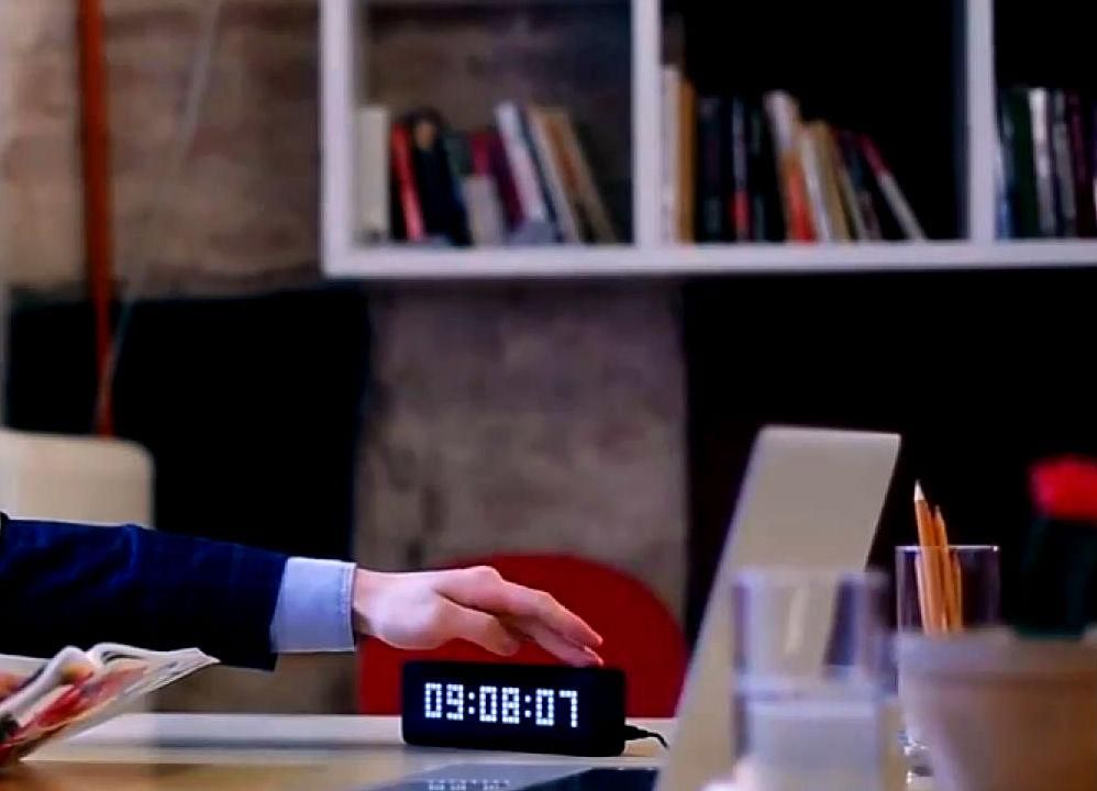 Зроблено в Україні. Львівські айтішники створили розумний годинник LaMetric Зроблено в Україні. Львівські айтішники створили розумний годинник LaMetric