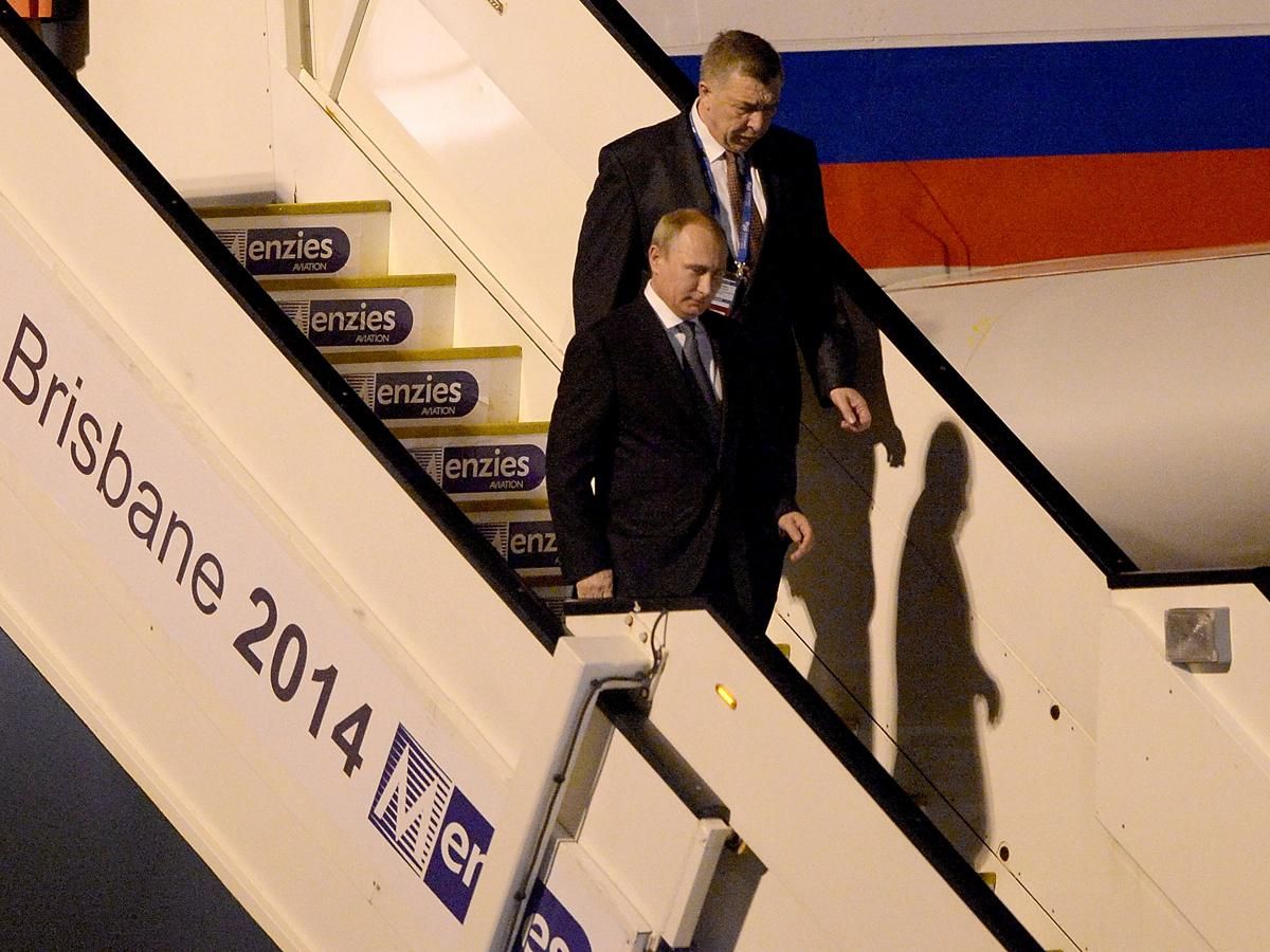 Ряд австралийских чиновников не пожали руку Путину Ряд австралийских чиновников не пожали руку Путину