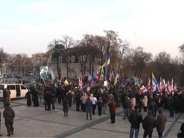 Грузини та українці протестували проти об'єднання армій РФ і Абхазії