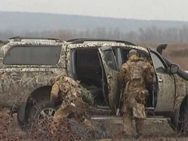 Спецпризначенці Нацгвардії проходять ретельну підготовку Спецпризначенці Нацгвардії проходять ретельну підготовку
