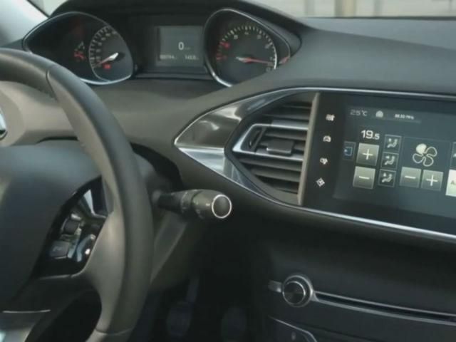 Peugeot 308 приїде до України в лютому 2015 року Peugeot 308 приїде до України в лютому 2015 року