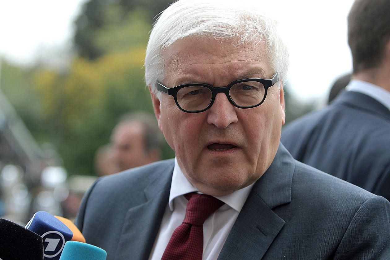 Штайнмайер отправляется в Киев и Москву, чтобы предотвратить обострение украинского кризиса Штайнмайер отправляется в Киев и Москву, чтобы предотвратить обострение украинского кризиса