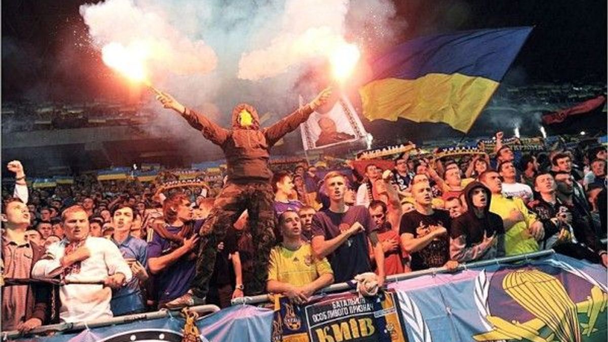 УЄФА дискваліфікувала "Арену Львів" та оштрафувала ФФУ через ультрас
