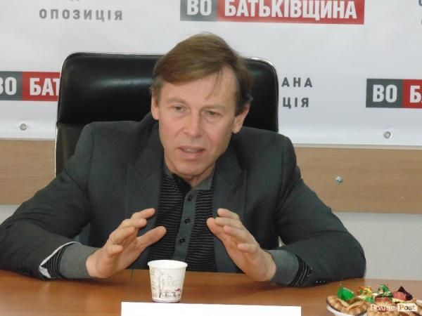 Сьогодні буде надано остаточний варіант коаліційної угоди, — Соболєв Сьогодні буде надано остаточний варіант коаліційної угоди, — Соболєв