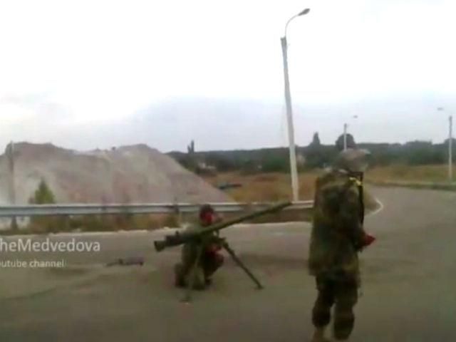 З’явилось відео обстрілу українських військ під Дебальцевим