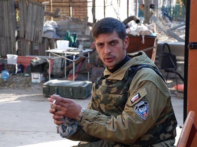 В "ДНР" арестовали одного из лидеров боевиков Гиви В "ДНР" арестовали одного из лидеров боевиков Гиви