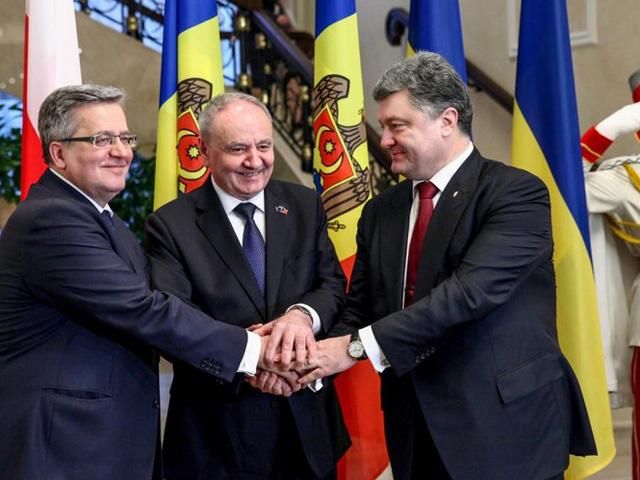 Альтернативы европейскому пути для Украины и Молдовы нет, — Порошенко Альтернативы европейскому пути для Украины и Молдовы нет, — Порошенко