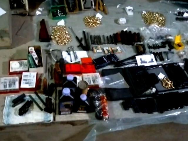 У бывшего военного изъяли целый арсенал оружия У бывшего военного изъяли целый арсенал оружия