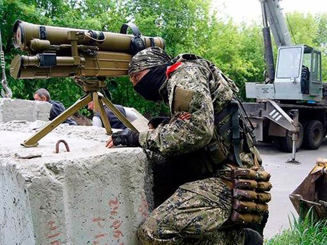 Боевики принялись расстреливать Докучаевск