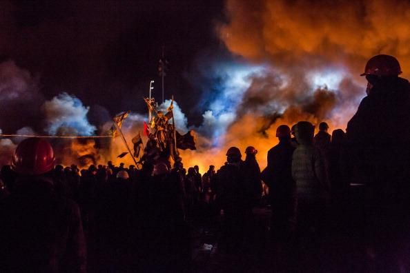 Президент пообещал присвоить звание Героя Украины всем Героям Небесной сотни Президент пообещал присвоить звание Героя Украины всем Героям Небесной сотни