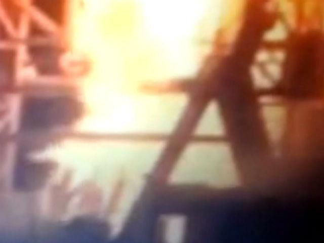 Взрыв нефтяной платформы у берегов Луизианы. Есть жертвы Взрыв нефтяной платформы у берегов Луизианы. Есть жертвы