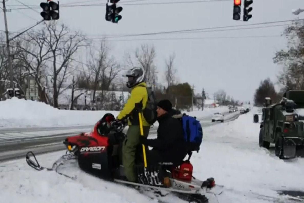 Снігопади у США продовжуються. Кількість жертв збільшується Снігопади у США продовжуються. Кількість жертв збільшується