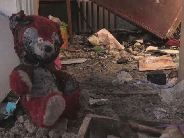 В Донецке в результате огня повреждены не менее 5 зданий