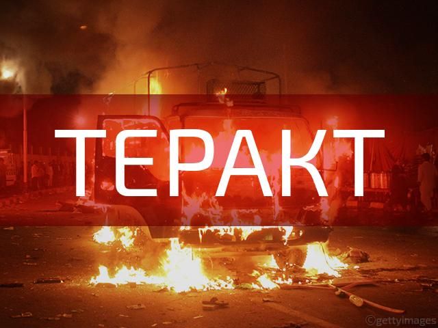 В Афганистане смертник подорвал с собой 57 человек В Афганистане смертник подорвал с собой 57 человек