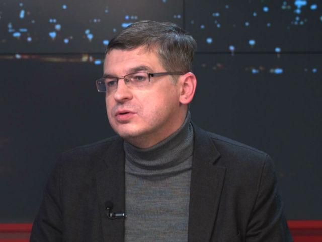 Нам не продавали зброю, бо остерігались російських агентів та корупції в ЗСУ, — експерт