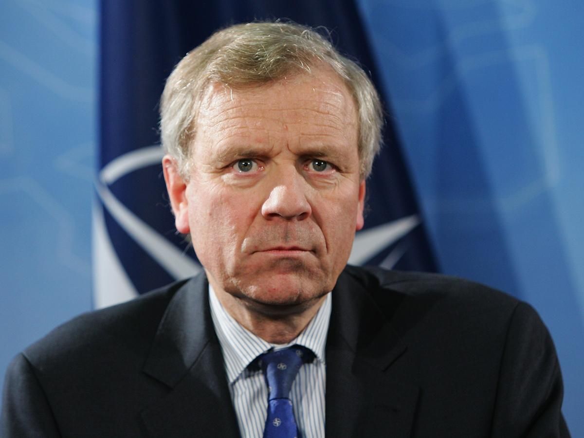 Давайте не будем давать пустых обещаний украинцам, — экс-генсек НАТО Давайте не будем давать пустых обещаний украинцам, — экс-генсек НАТО