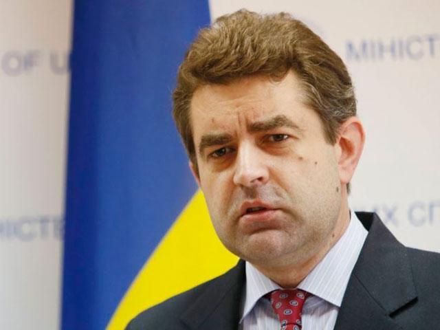 Київ закликає міжнародну спільноту посилити тиск на Кремль Київ закликає міжнародну спільноту посилити тиск на Кремль