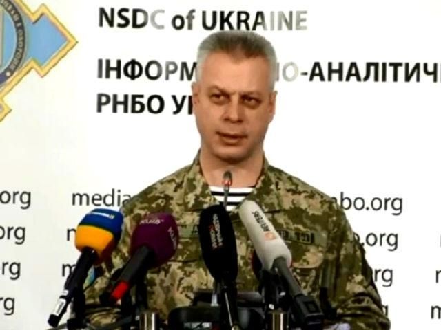 Из РФ в направлении Луганска въехало 80 единиц военной техники Из РФ в направлении Луганска въехало 80 единиц военной техники